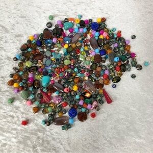 Bead collection for necklaces or bracelet jewelry